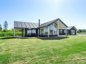 Holiday Home Swarthofthi - 1-5km from the sea by Interhome